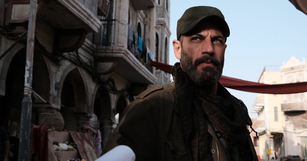 نيقولا معوض يتحدث الروسية في المسلسل الجديد Hostage