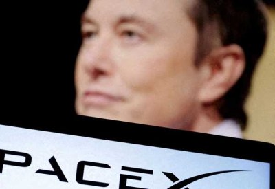 "سبيس إكس" تستحوذ على كيرسر مقابل 60 مليار دولار