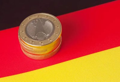 الألمان يطالبون بزيادة الإنفاق على الطرق والتعليم بدلاً من المناخ