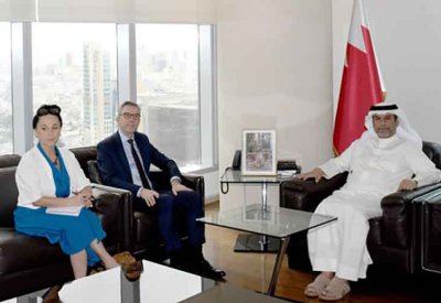وزير النفط والبيئة يستقبل سفير الجمهورية الفرنسية لدى مملكة البحرين