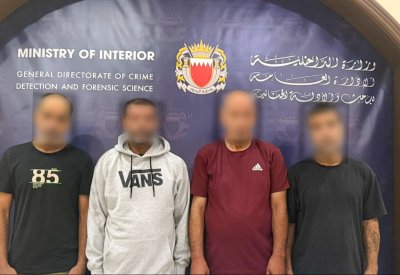 (المباحث الجنائية): القبض على أربعة أشخاص قاموا بسرقة بضائع بقيمة تتجاوز أربعة آلاف دينار من محل تجاري