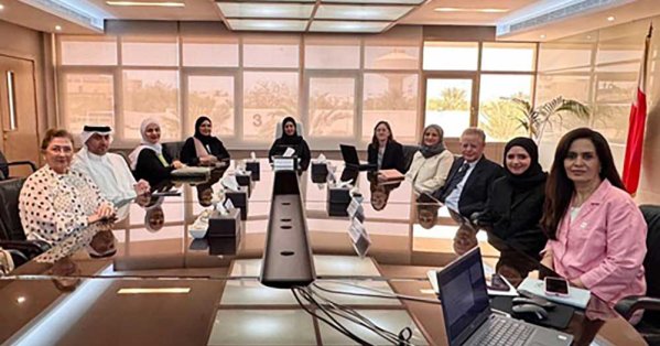 مجلس إدارة كلية محمد جابر الأنصاري للمعلمين يعقد اجتماعه الدوري