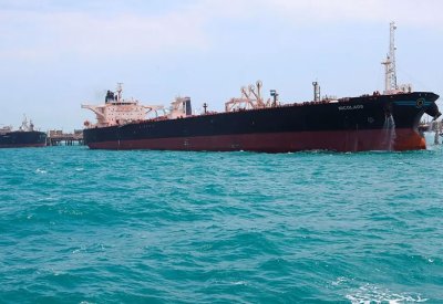 العراق يستقبل ثاني ناقلة نفط لتحميل مليوني برميل من الخام