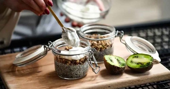 خيارات ذكية لوجبات خفيفة.. تكبح الجوع وتحافظ على الطاقة