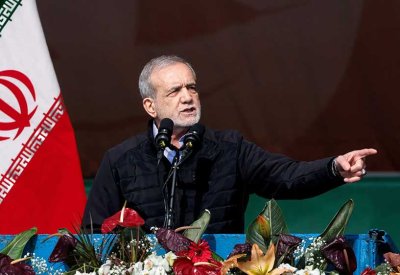 رئيس إيران يدعو لترشيد الكهرباء بعد تضرر البنية التحتية