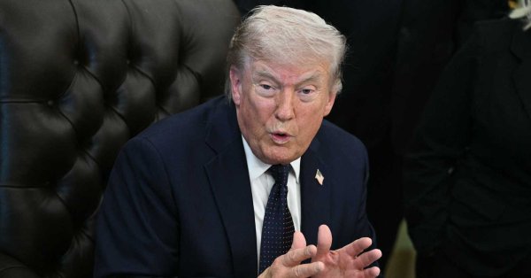 ترامب: لا أحد يعرف من يحكم إيران