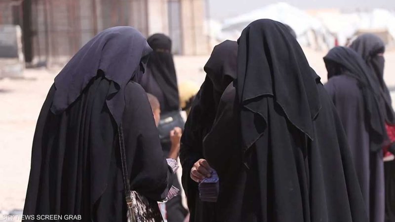 نساء "داعش" يحاولن العودة إلى أستراليا والحكومة ترفض