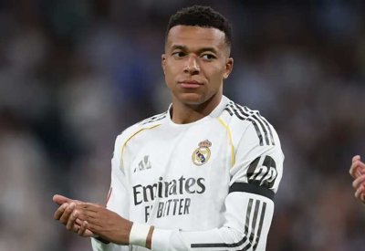 غضب في ريال مدريد من مبابي.. "يهدر الفرص ويغادر هرباً من الجماهير"