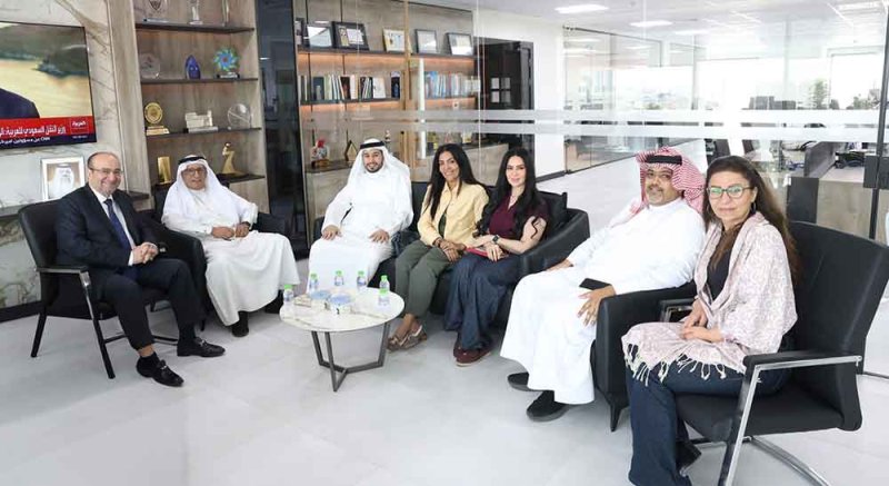 "البلاد" تبحث مع إدارة جمعية الصحفيين تعزيز التعاون