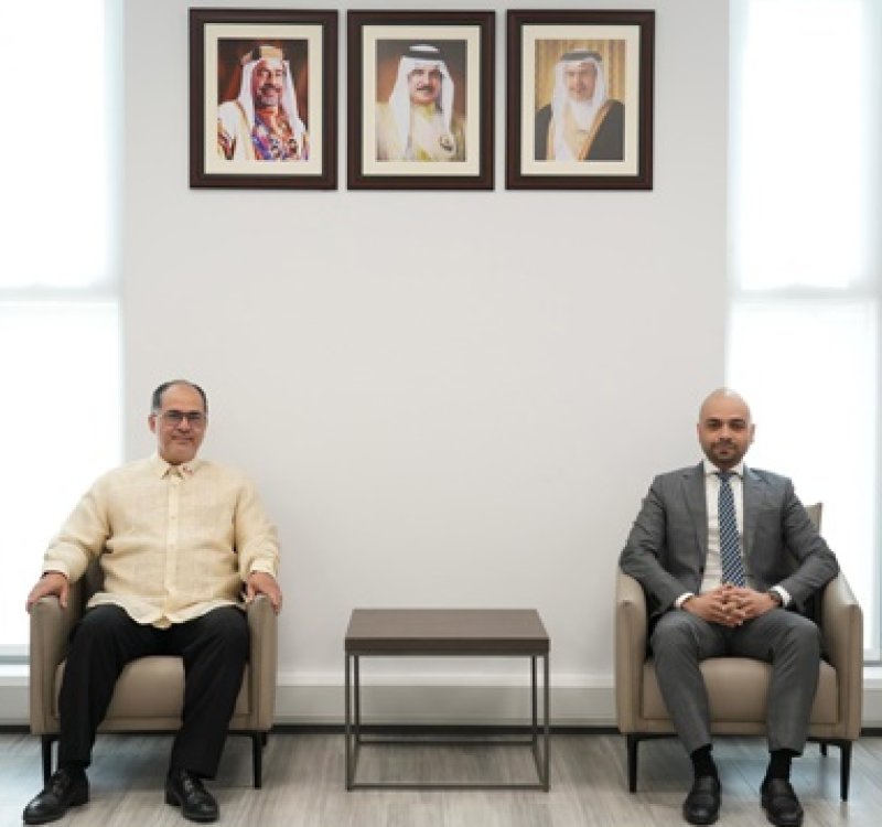 وزير التنمية الاجتماعية يلتقي سفير جمهورية الفلبين لدى مملكة البحرين