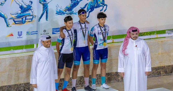 بالصور: مشاركة واسعة في منافسات الدراجات الهوائية بدورة الفرسان الرياضية