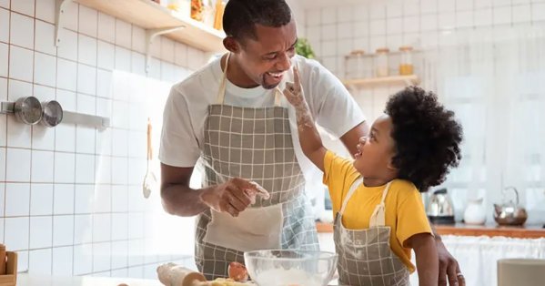 نصائح للآباء.. تعليم الأولاد الفرق بين القوة والقسوة