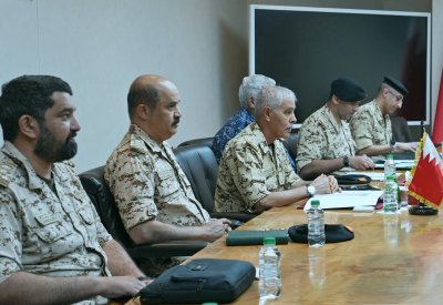 رئيس هيئة الأركان يستقبل الفريق جوزيف كليرفيلد قائد المشاة البحرية بالقيادة المركزية الأمريكية
