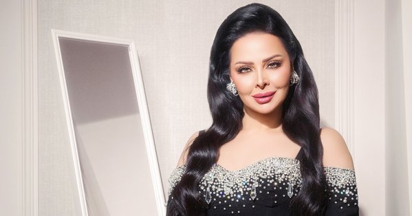 ديانا كرزون نجمة افتتاح 