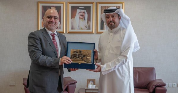 شئون الجمارك توقع اتفاقية إطار عمل مع جامعة البحرين