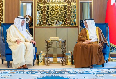 سمو ولي العهد رئيس مجلس الوزراء يستقبل سفير المملكة العربية السعودية لدى مملكة البحرين