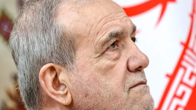 الرئيس الإيراني: الحصار البحري الأميركي "محكوم بالفشل"
