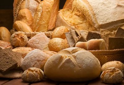 لا ترمي قشور الفاكهة.. قد تجعل الخبز أكثر فائدة