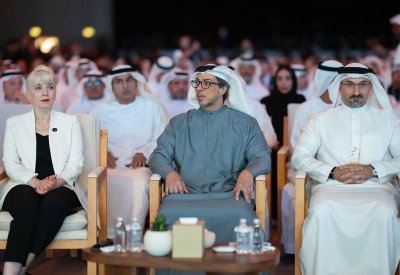 وزير الصناعة والتجارة يشارك في النسخة الخامسة من منتدى " اصنع في الامارات" في أبوظبي
