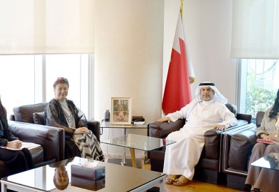 وزير النفط والبيئة يستقبل سفيرة اليابان لدى مملكة البحرين