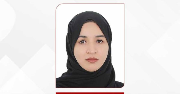 سائقة تصطدم بواجهة مطعم وتتسبب بخسائر لمالكه