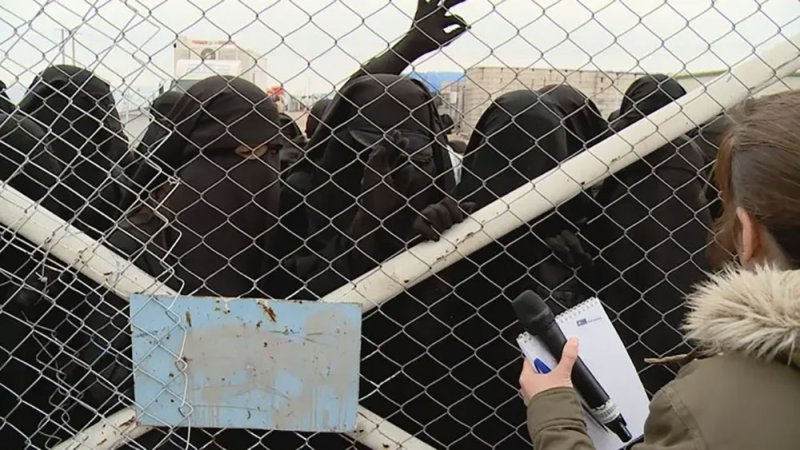 أستراليا: اعتقال نساء على صلة بتنظيم داعش لدى عودتهن من سوريا