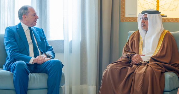 سمو ولي العهد رئيس مجلس الوزراء يستقبل سفير الجمهورية الإيطالية لدى مملكة البحرين