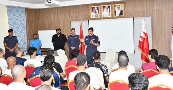 مدير عام الدفاع المدني يفتتح الدورة التدريبية الرابعة لتأهيل المتطوعين في مجالات الإطفاء والإنقاذ