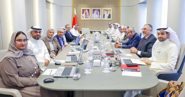"مالية الشورى" تبحث مرسومًا بقانون وأربعة مشروعات قوانين وتحيلها إلى مكتب المجلس 
