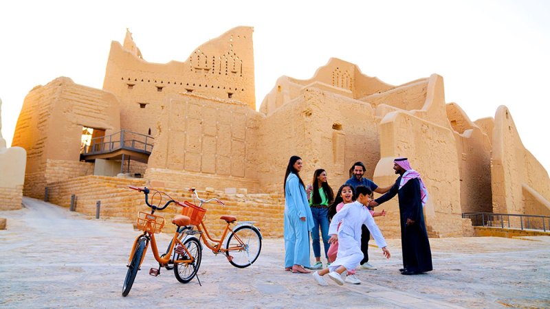 123 مليون سائح في عام واحد.. السعودية تصنع نهضتها السياحية