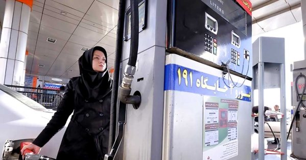اقتصاد إيران يترنّح.. ملايين مهددون بالفقر وفقدان العمل