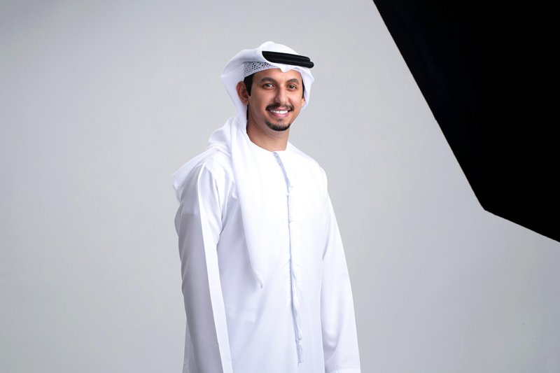الفنان عبد الرحمن الجنيد يقدم ”عزنا محمد“