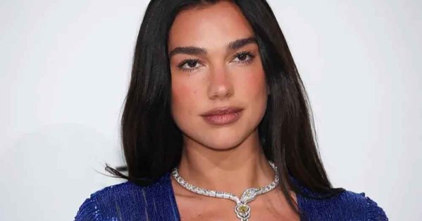 مغنية البوب دوا ليبا تقاضي 