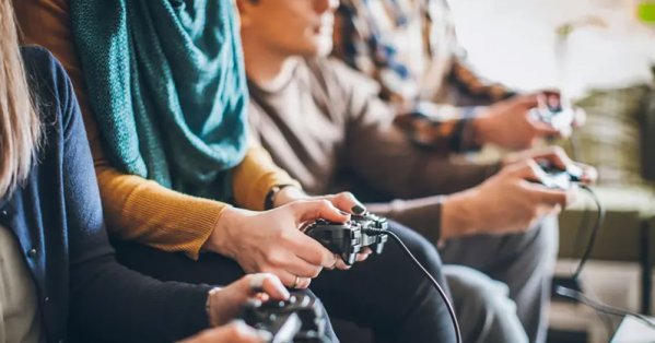 تأثيرات مثيرة لعادات ألعاب الفيديو على الصحة الإدراكية.. العلم يكشف