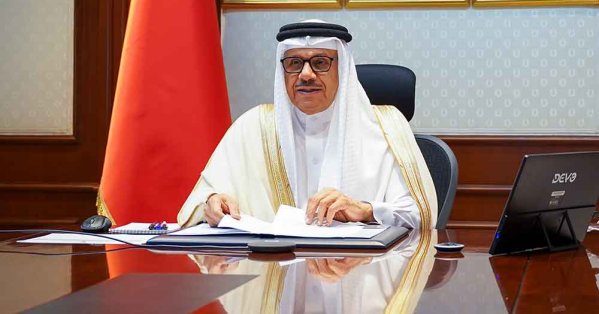 وزير الخارجية يتسلم نسخة من أوراق اعتماد سفيري جمهوريتي بنما ومالطا المعينين لدى مملكة البحرين