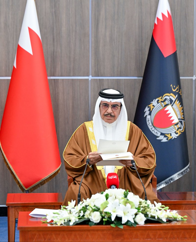 وزير الداخلية يؤكد على المعالجة الجذرية والتعامل الحاسم مع وكلاء ايران في البحرين الذين شكلوا التنظيم الرئيسي المرتبط بولاية الفقيه والحرس الثوري الإيراني