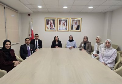 الرئيس التنفيذي للمستشفيات الحكومية تستقبل وفد مجلس إدارة رابطة البحرين للأمراض المناعية الذاتية