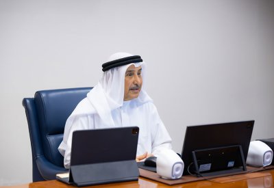 "المشاريع التنموية" توافق على آلية تنظيمية جديدة لعربات الطعام