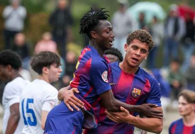 منتخب مصر يستدعي لاعب برشلونة لكأس العالم