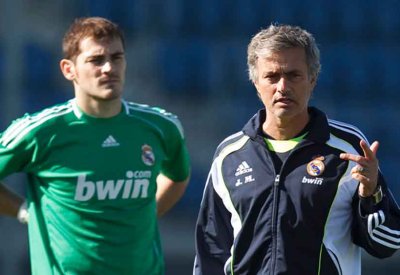 كاسياس: على ريال مدريد التعاقد مع من هو أفضل من مورينيو