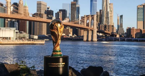 فرصة لمشجع واحد.. مشاهدة جميع مباريات كأس العالم وراتب 50 ألف دولار
