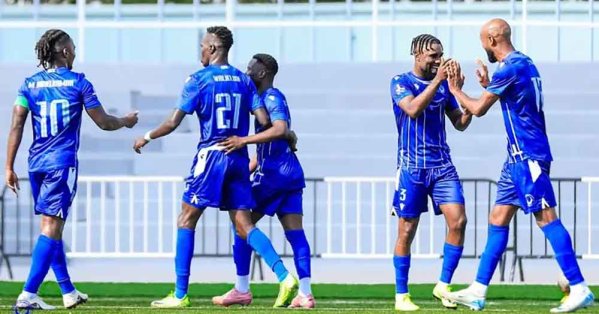 الهلال السوداني يحقق إنجازاً نادراً ويفوز بالدوري في 3 دول