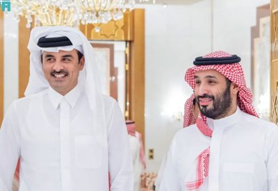ولي العهد السعودي وأمير قطر يناقشان التعاون المشترك وتطورات المنطقة
