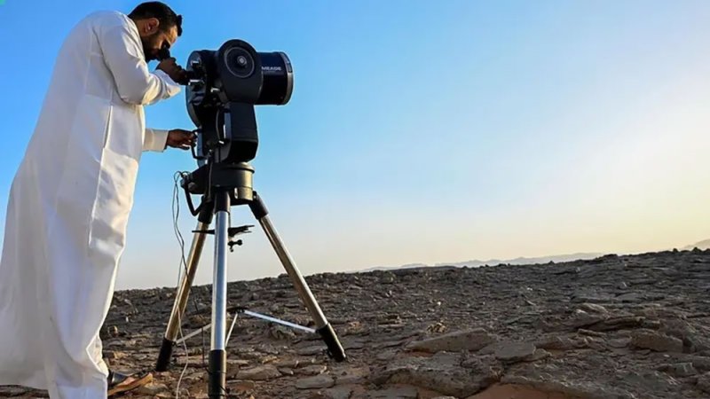 المحكمة العليا السعودية تدعو إلى تحري رؤية هلال شهر ذي الحجة مساء الأحد