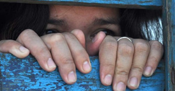 5 سنوات لآسيوية تاجرت بفتاة وأجبرتها على الدعارة
