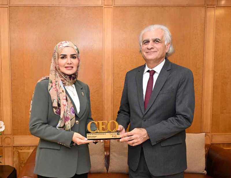 العلوي تحصد جائزة الرؤساء التنفيذيين الداعمين للذكاء الاصطناعي