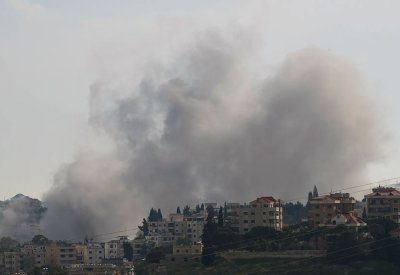 الجيش الإسرائيلي ينذر بإخلاء 12 قرية وبلدة في جنوب لبنان