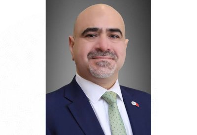 رئيس جامعة البحرين ينوه بما جاء في كلمة وزير الداخلية بأن الجريمة المنظمة تتحرك بسرعة التكنولوجيا ويجب أن يكون التعاون الدولي أسرع منها من خلال اجراءات العمليات المشتركة المسبقة