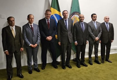 وكيل وزارة الخارجية لشؤون الشرق الأوسط وأفريقيا بجمهورية البرازيل الاتحادية يجتمع مع سفراء دول مجلس التعاون لدول الخليج العربية وسفير المملكة الأردنية الهاشمية