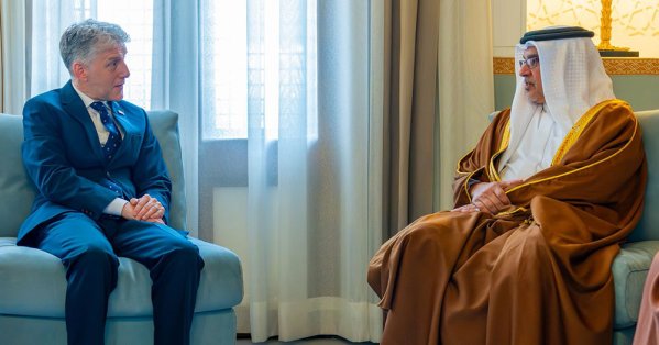 سمو ولي العهد رئيس مجلس الوزراء يلتقي سفير المملكة المتحدة لدى مملكة البحرين
